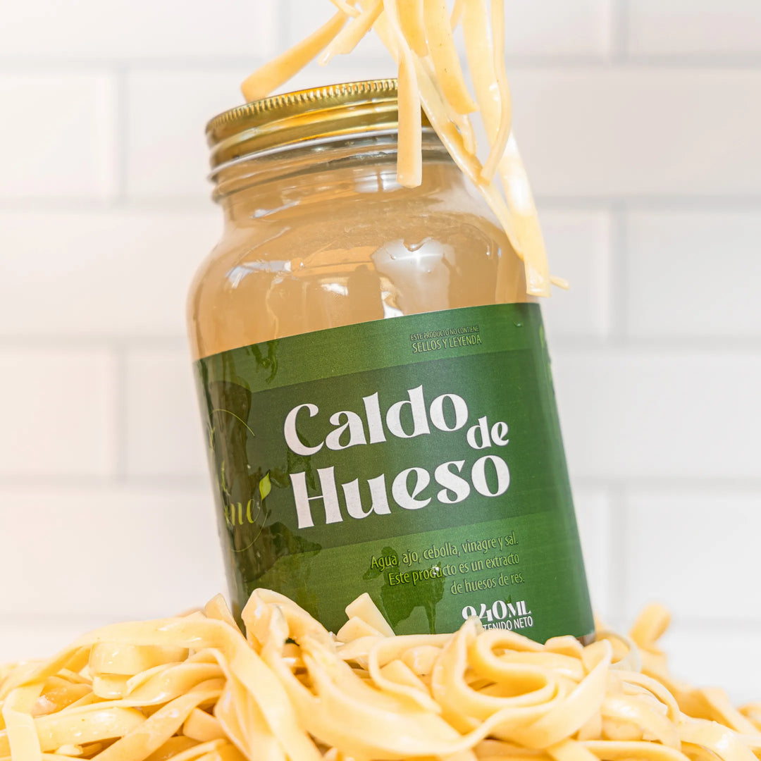 Caldo de hueso de res